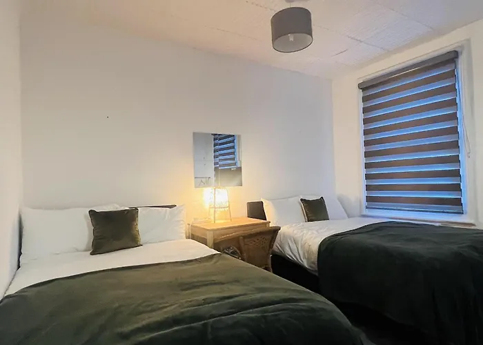 Impeccable 1 Bedroom Flat In Central London